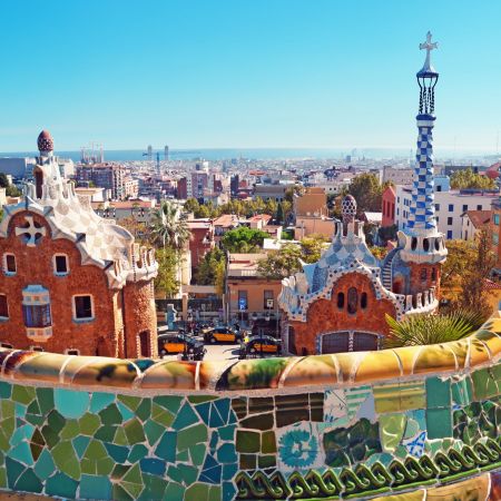 (P) Câștigă o excursie în Barcelona, sărbătorind cei 10 ani de Roca în România