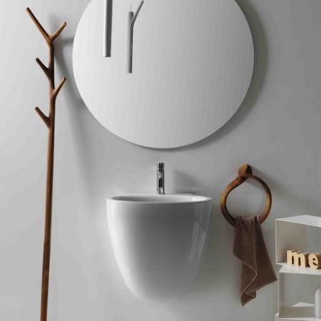 Piese de mobilier si accesorii moderne de baie 