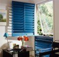 living modern cu accente albastre