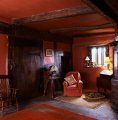 living rosu, in stil cottage